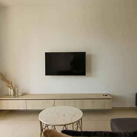 Phaedrus Living Seaview Flat Limnaria 154 Lägenhet Paphos Exteriör bild