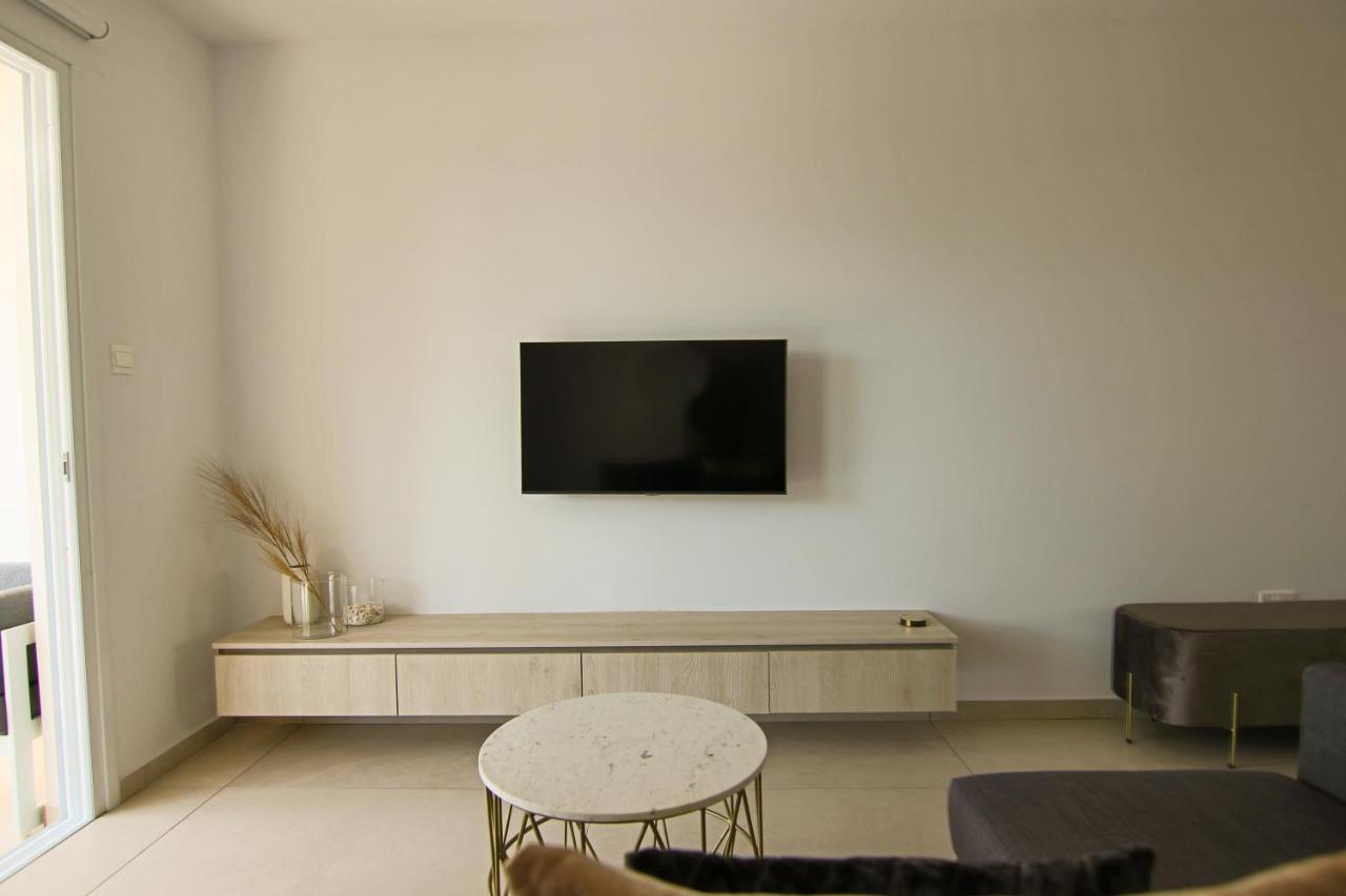 Phaedrus Living Seaview Flat Limnaria 154 Lägenhet Paphos Exteriör bild