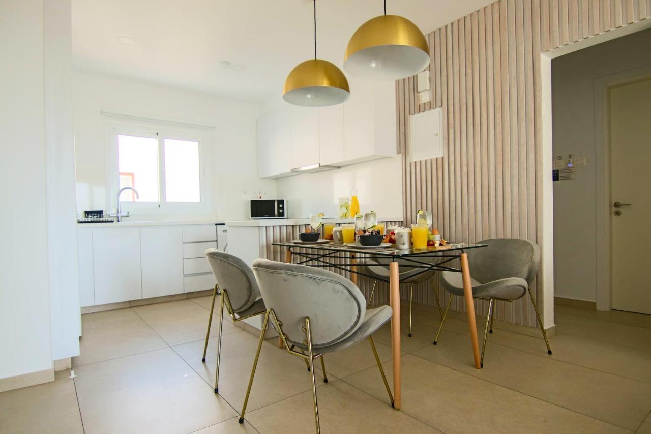 Phaedrus Living Seaview Flat Limnaria 154 Lägenhet Paphos Exteriör bild