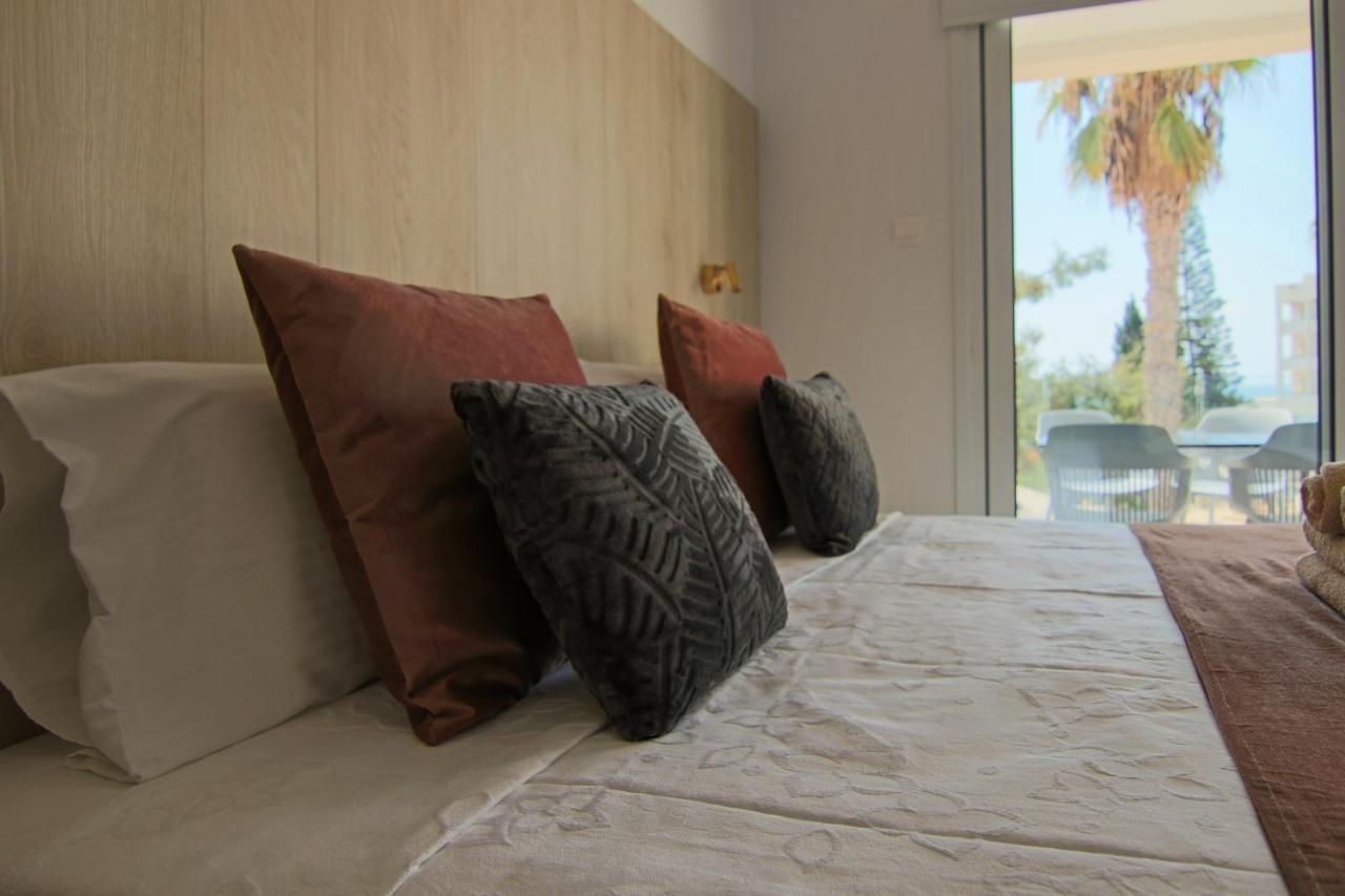 Phaedrus Living Seaview Flat Limnaria 154 Lägenhet Paphos Exteriör bild