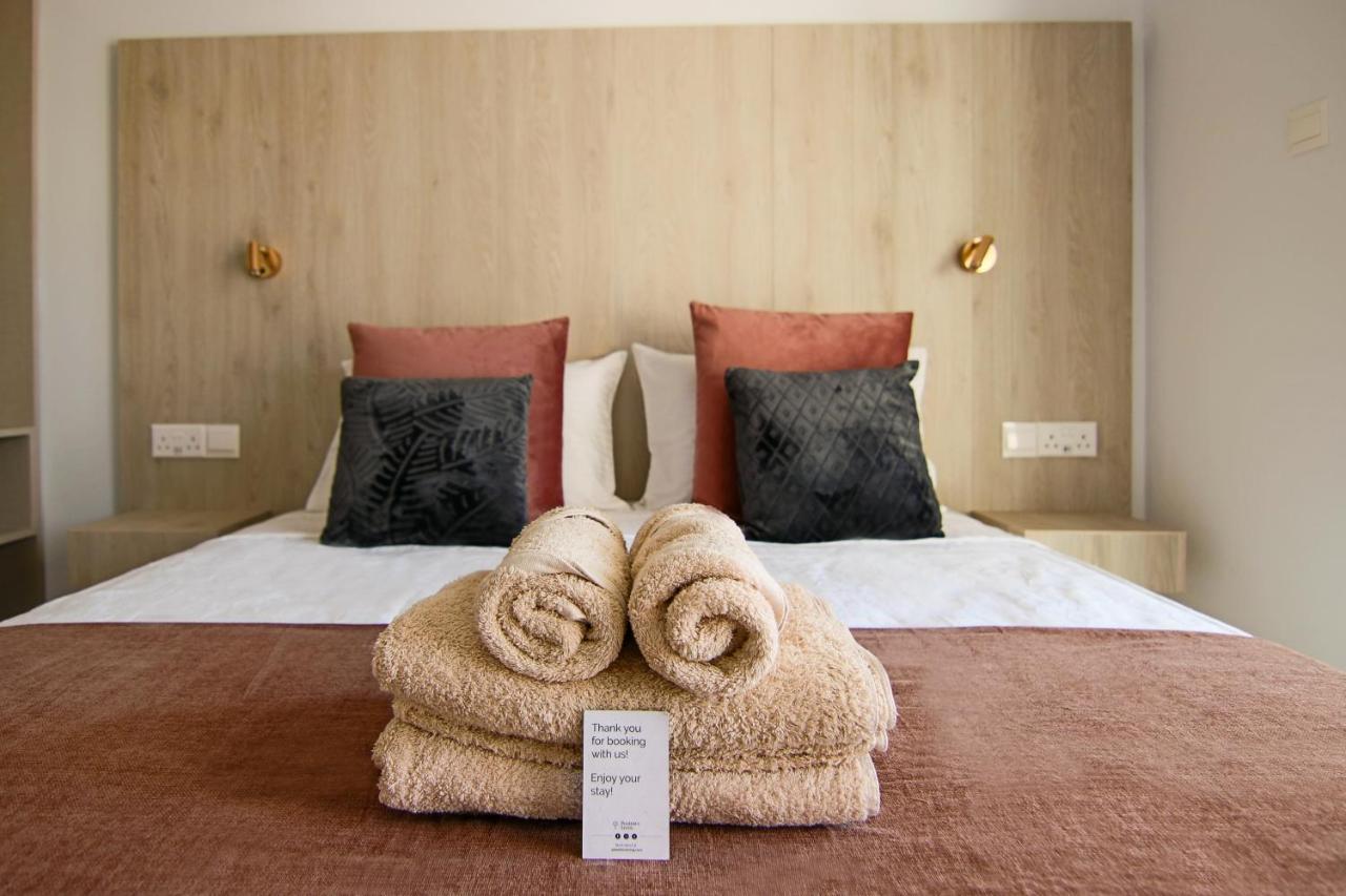 Phaedrus Living Seaview Flat Limnaria 154 Lägenhet Paphos Exteriör bild